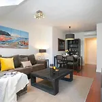 -Malagasunapts- Citycentre Private Terrace